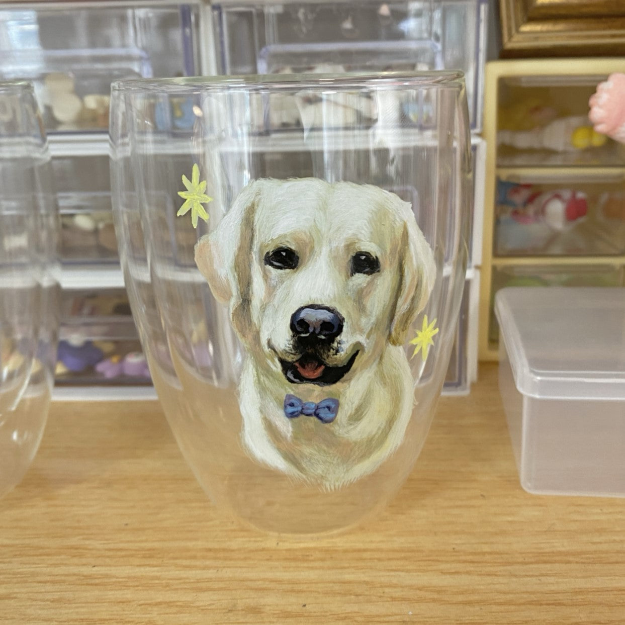 Double-layer glass insulation cup featuring a custom hand-painted portrait of a Labrador dog with a blue bowtie and star pattern background.